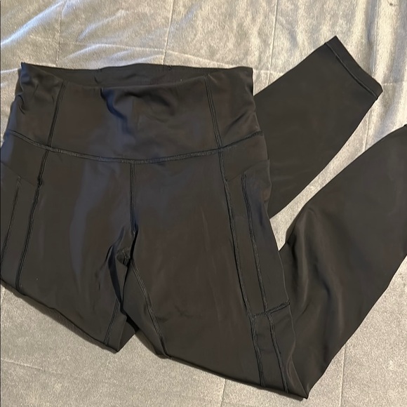 Athleta Ultimate Stash leggings - Picture 1 of 4